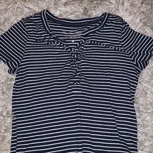 XS Women’s Hollister T-shirt